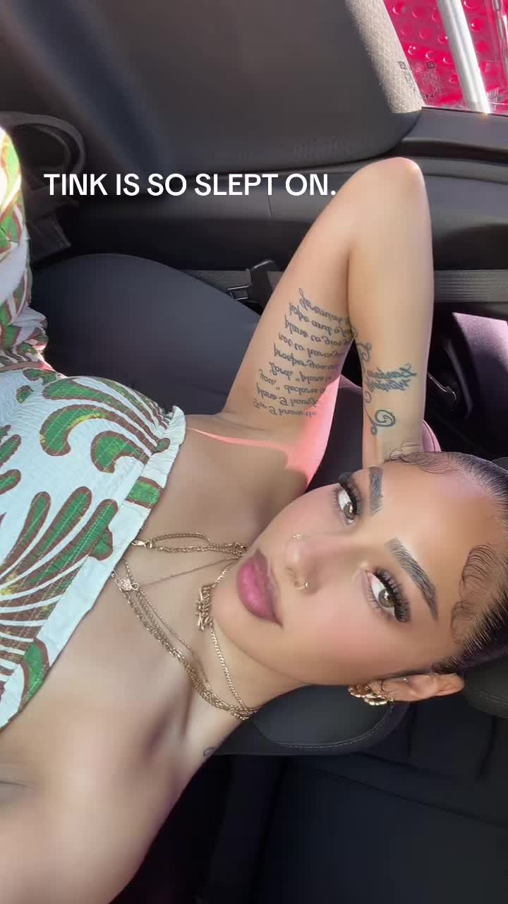 @Lanii👑