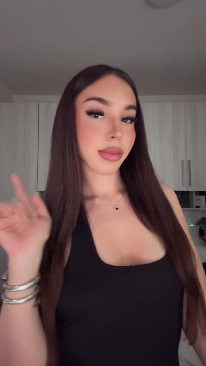 @𝑰𝒓𝒊𝒔 ♡