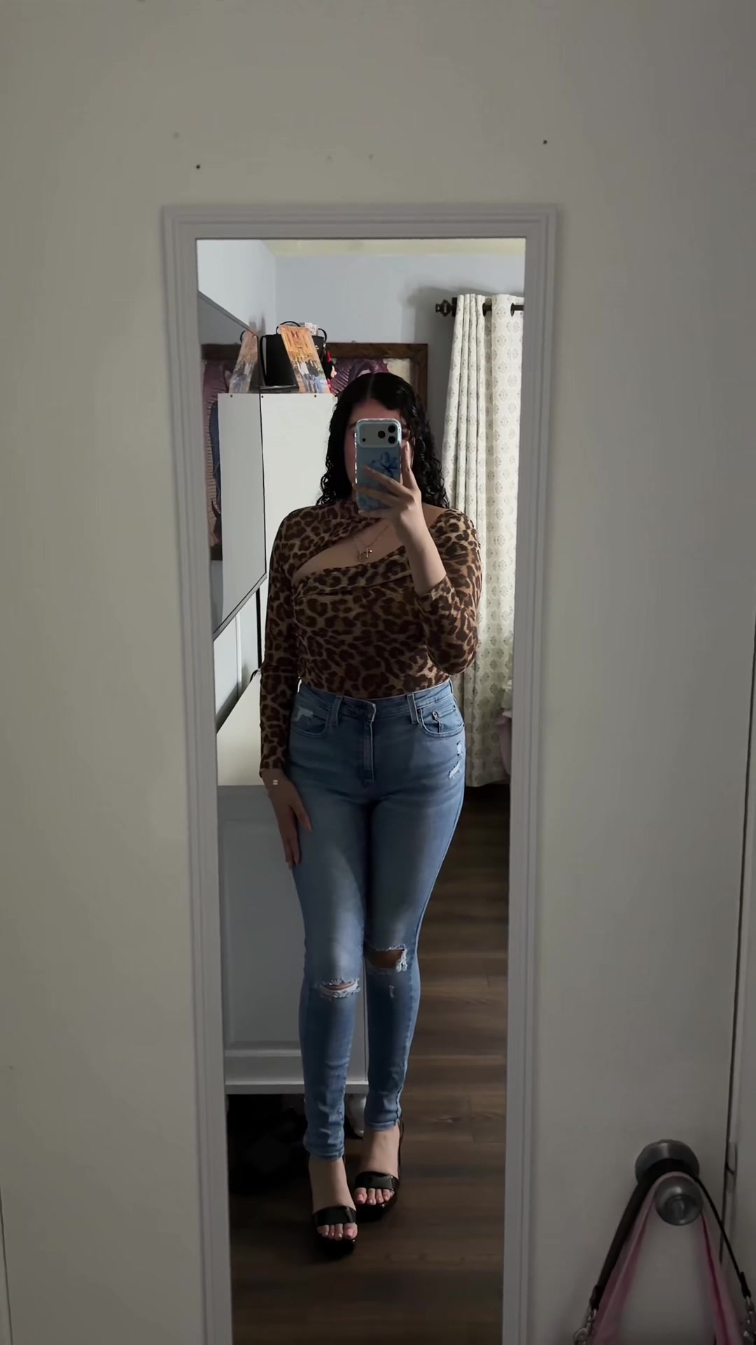 @𝐀𝐍𝐃𝐑𝐄𝐀