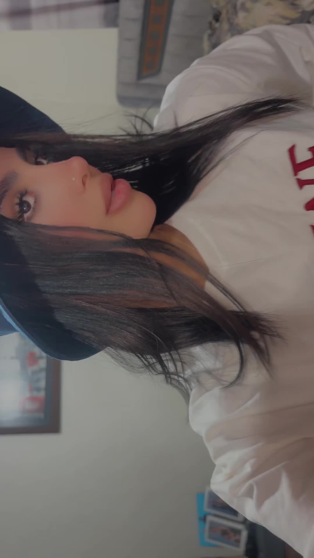 @Mellinyx
