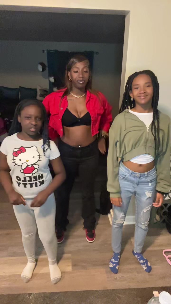 @pradabay.