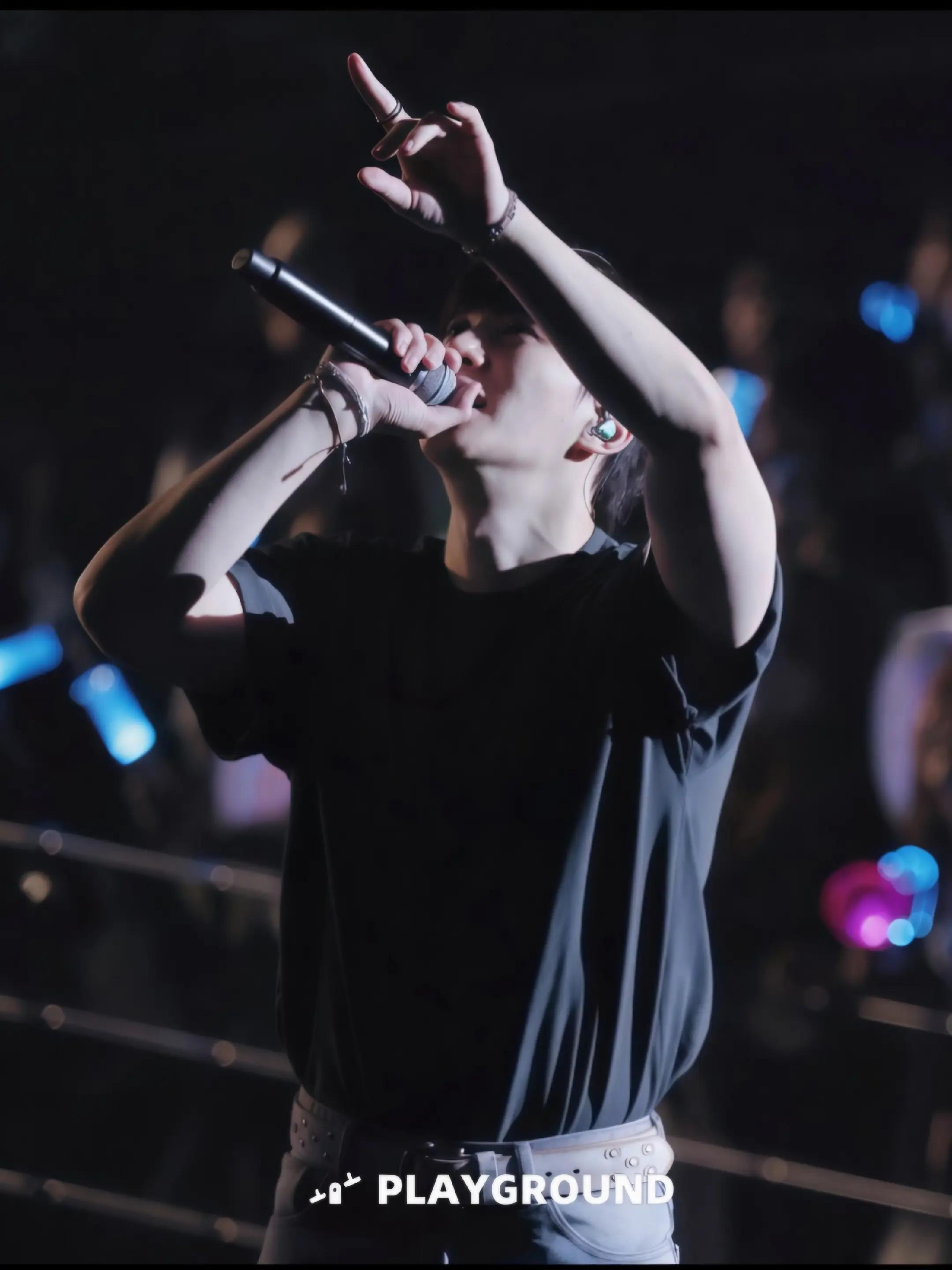 @Junho_onLeeyz