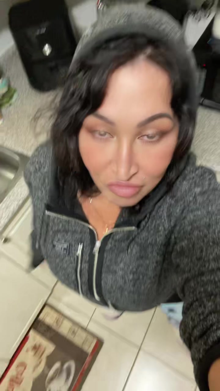 @Italiangirl🇮🇹native🇨🇦🇨🇦