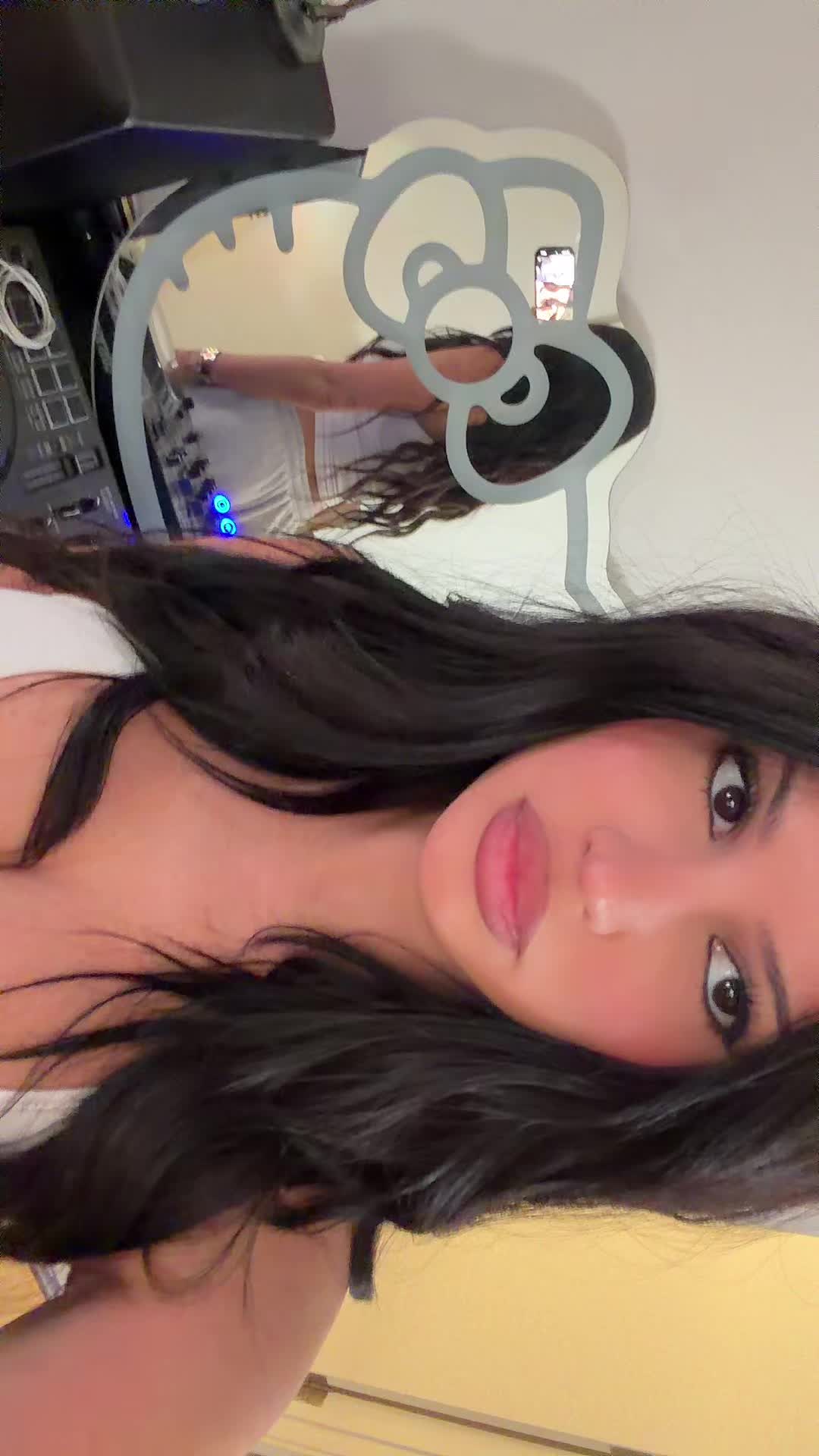 @sincerelyjuju