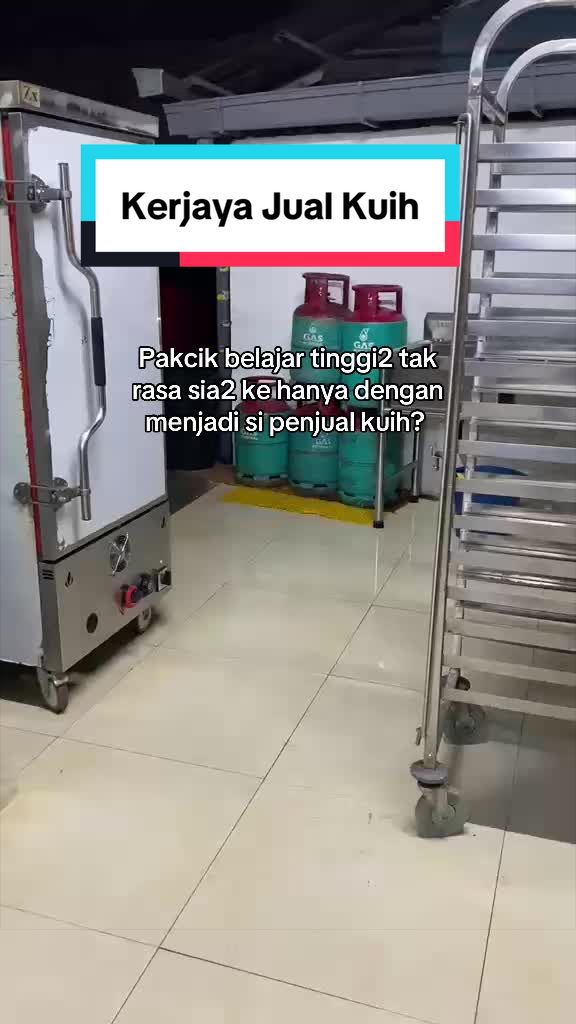 @Pakcik Si Penjual Kuih