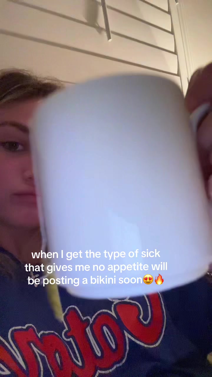 @ELLE SOPHIA