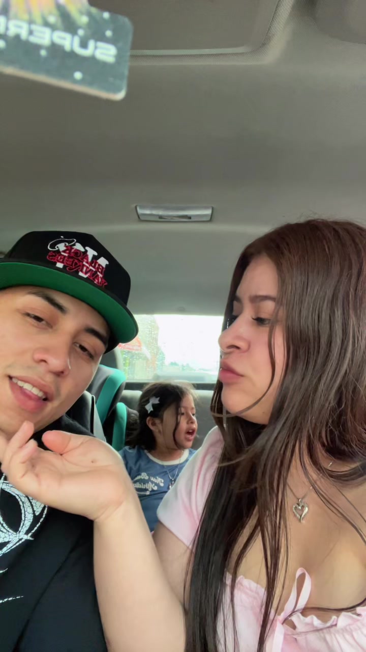 @Pollito