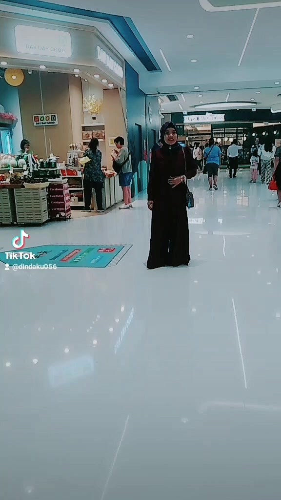 @Dindaku