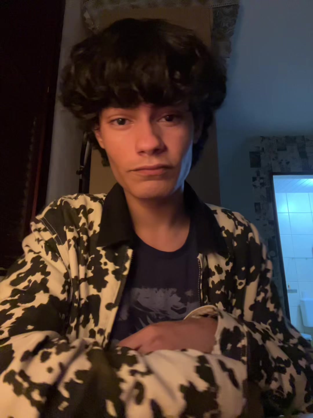 @Visallyup