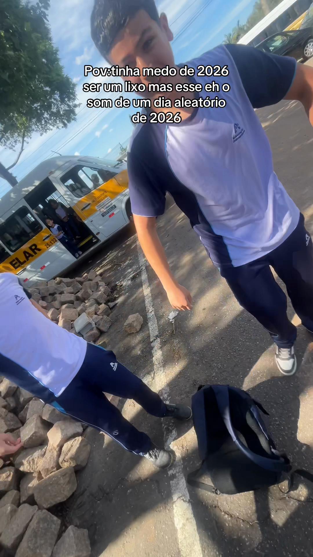 @Ana lua🇮🇹🛵