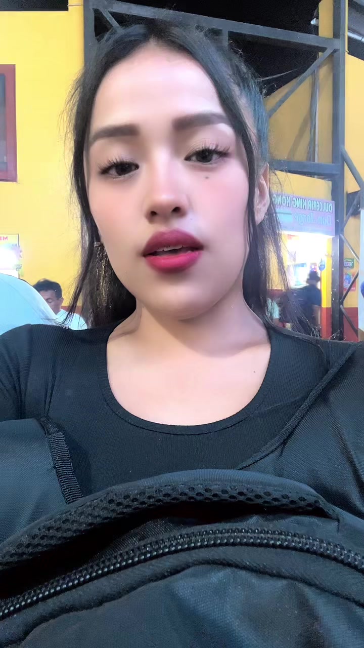 @JULIANA RAFAILE.