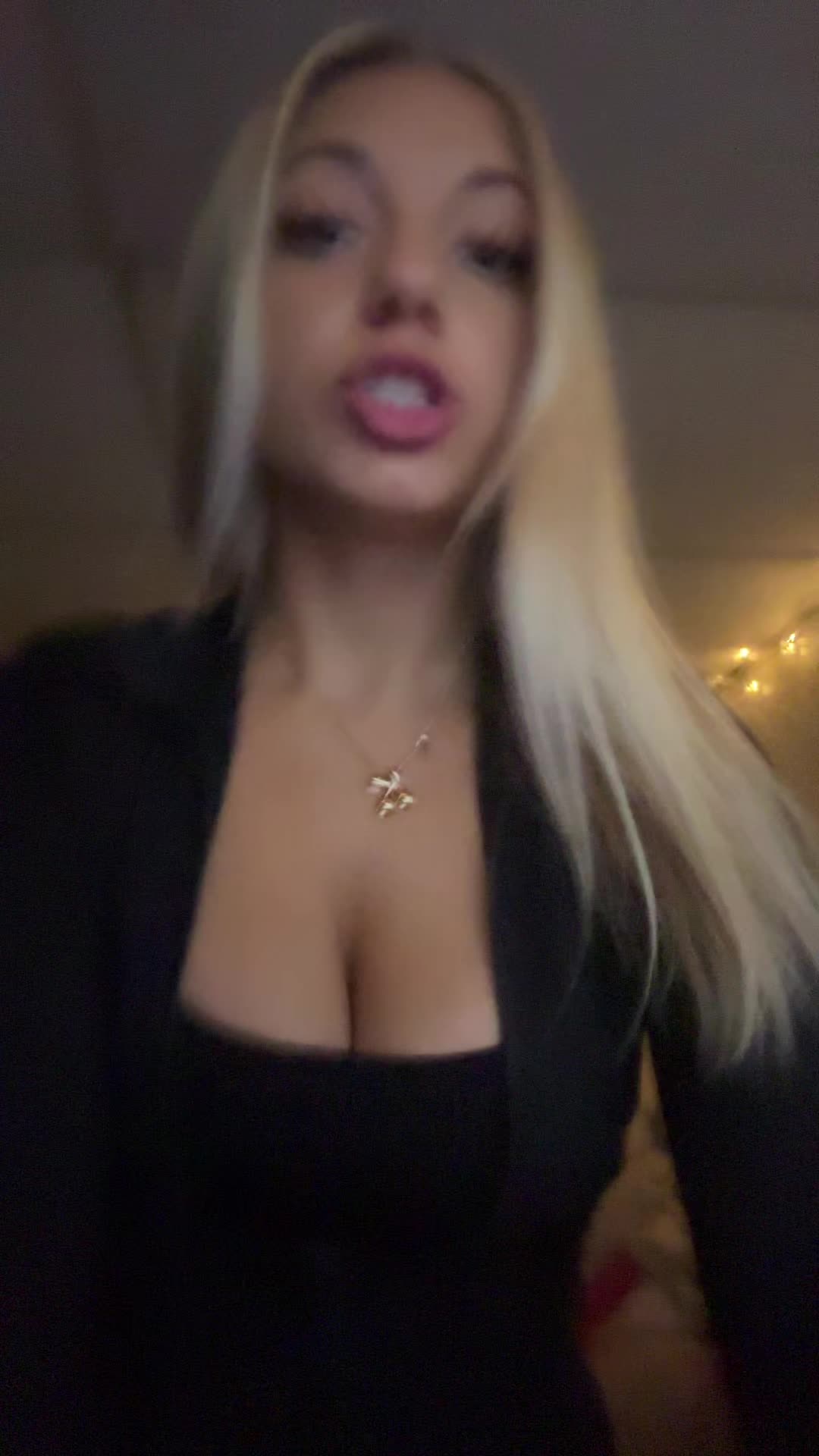 @Gr4c1x 𖣂