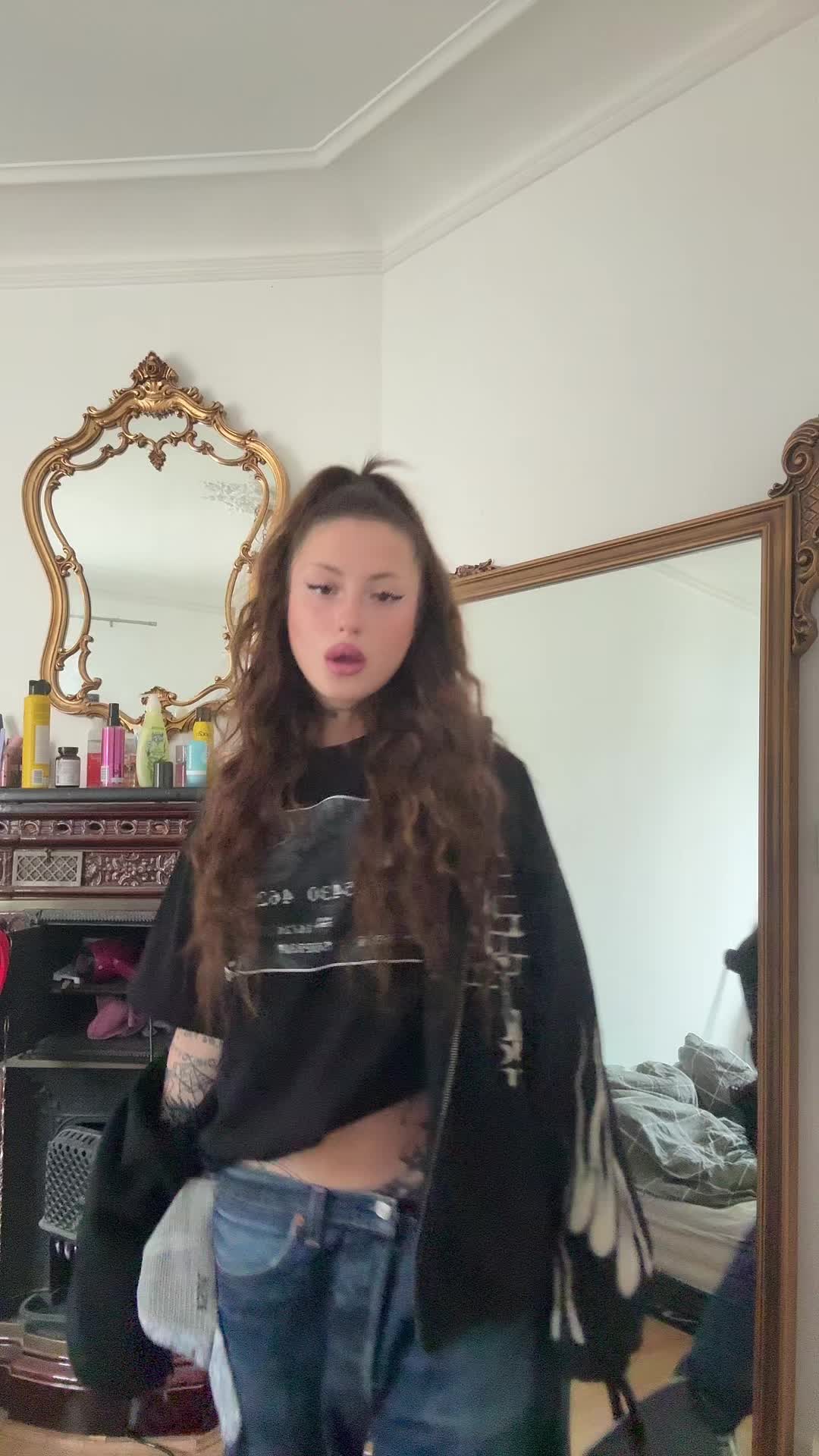 @Hortykitty