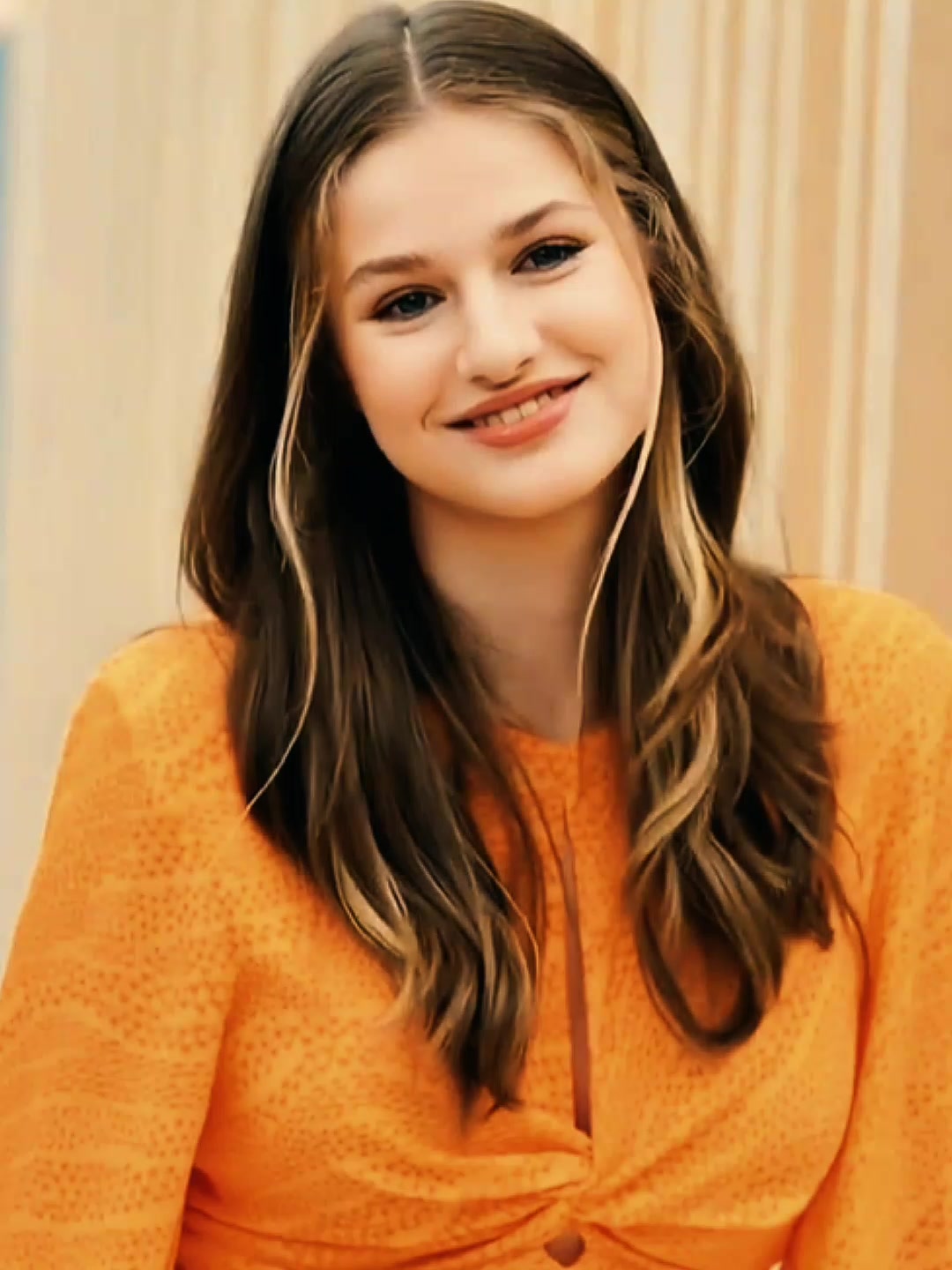@𝐋𝐞𝐨𝐧𝐨𝐫 👑