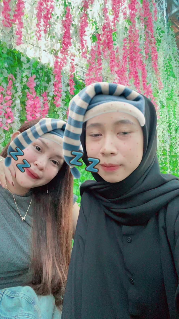 @YulianaLarasati