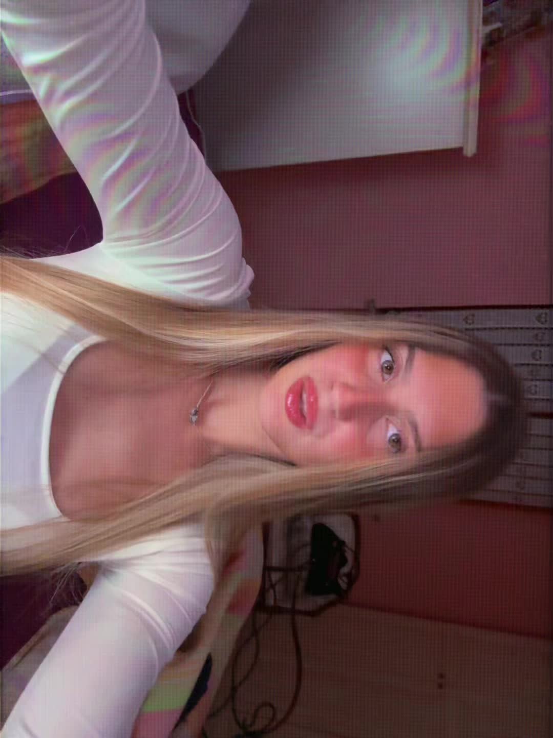 @Tina🦋