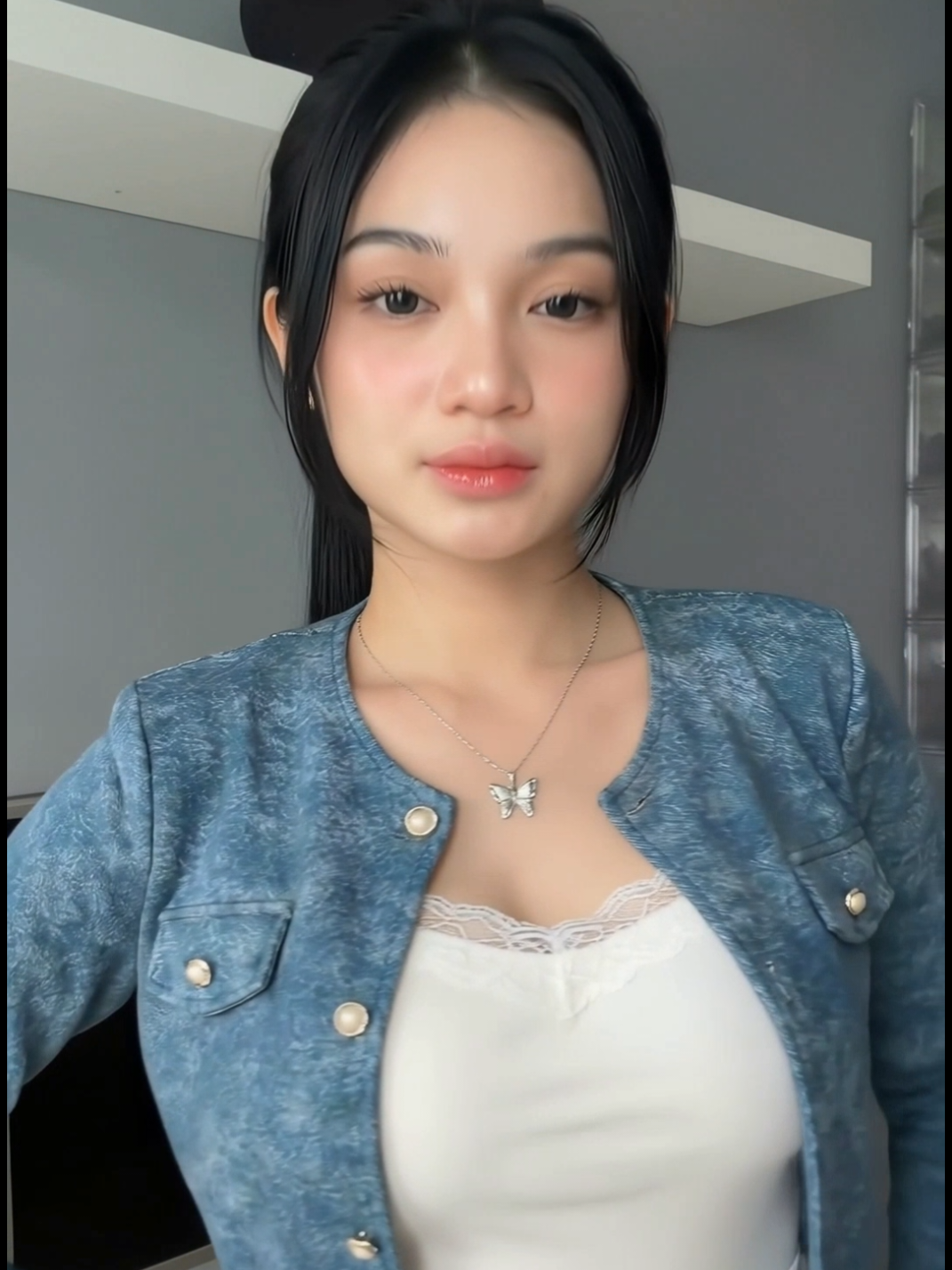 @flora0ne