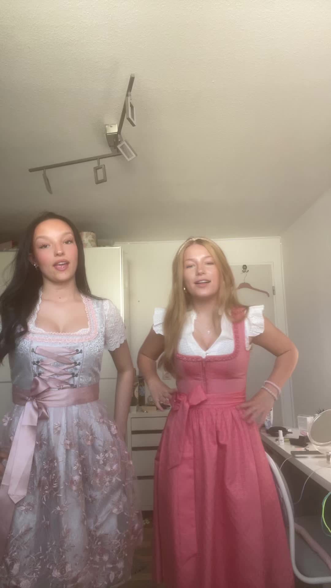 @𝐞𝐥𝐢𝐚𝐧𝐚✞