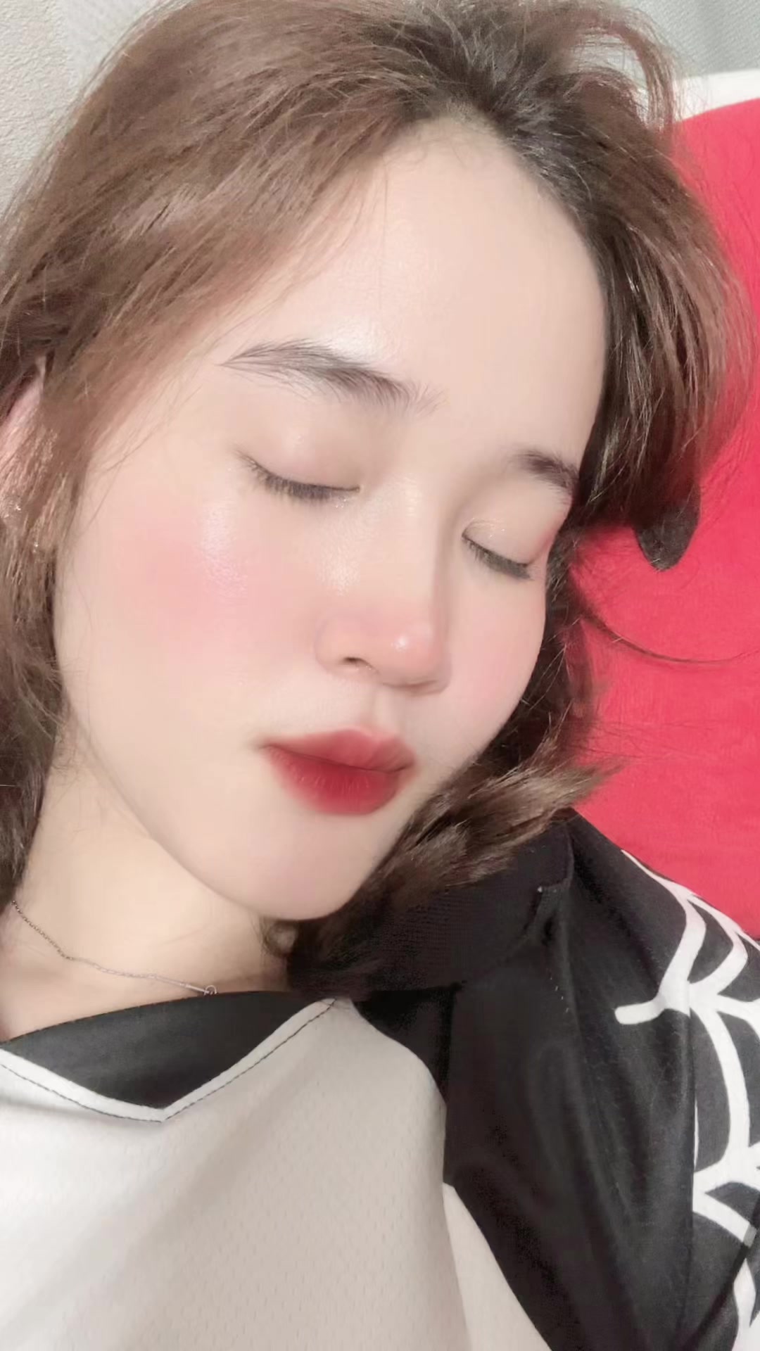 @Vyyyy🐥🤎