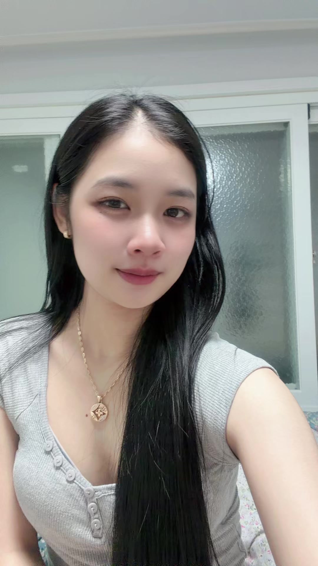 @ม่อง