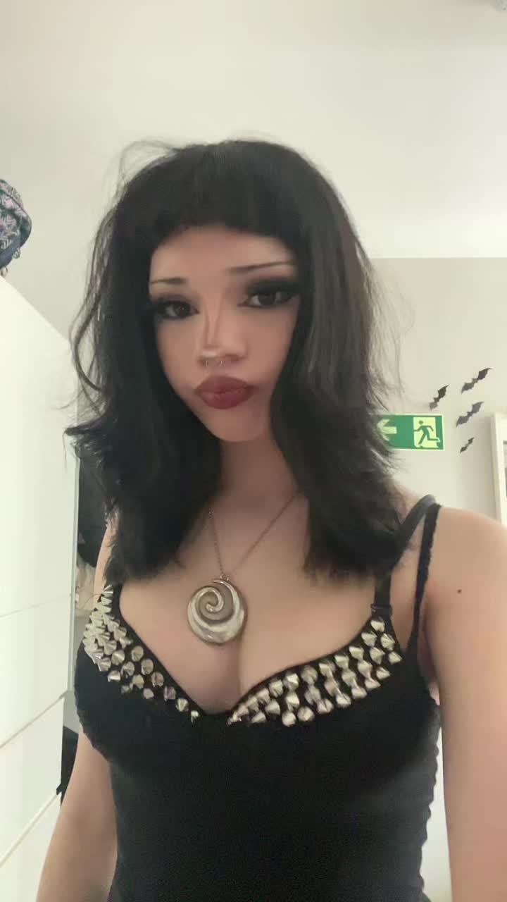 @?