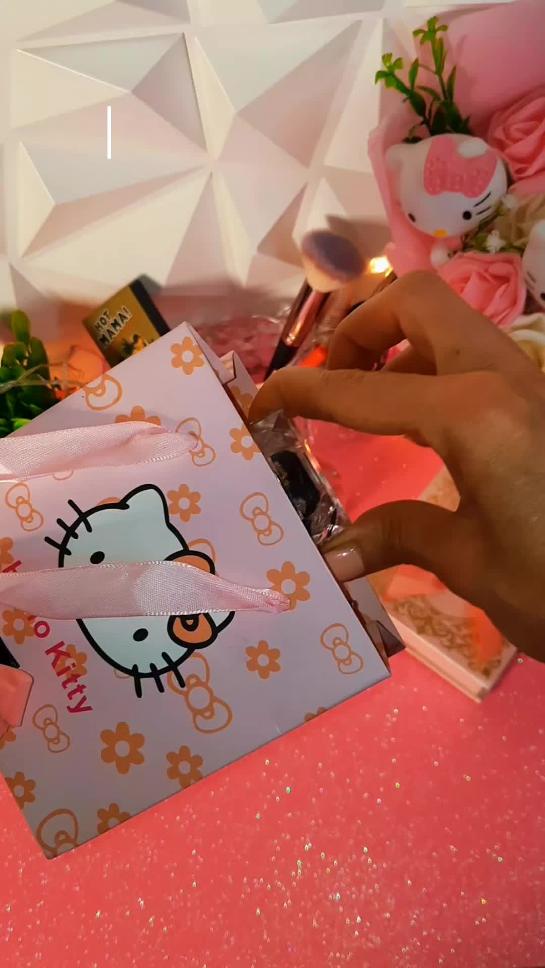 @Kitty Rebel