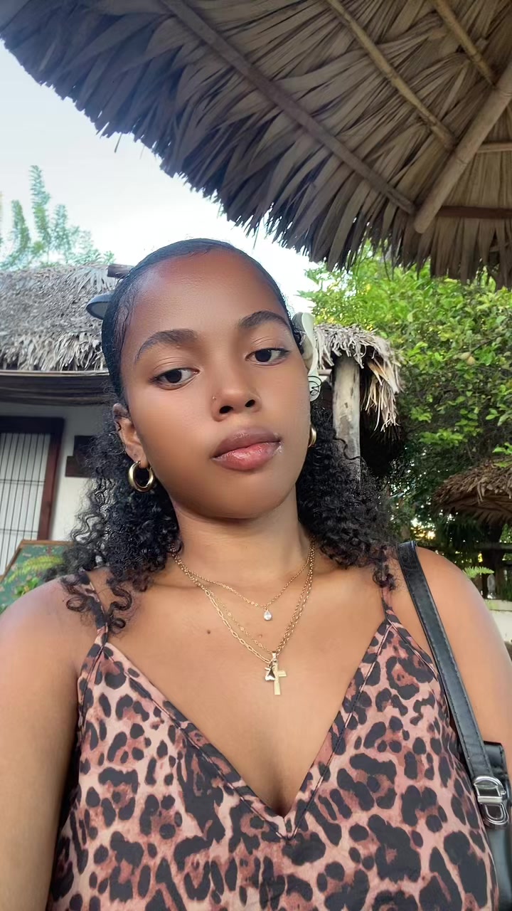 @𝑳𝒊𝒏𝒂𝒎𝒂𝒉𝒆𝒇𝒂✨