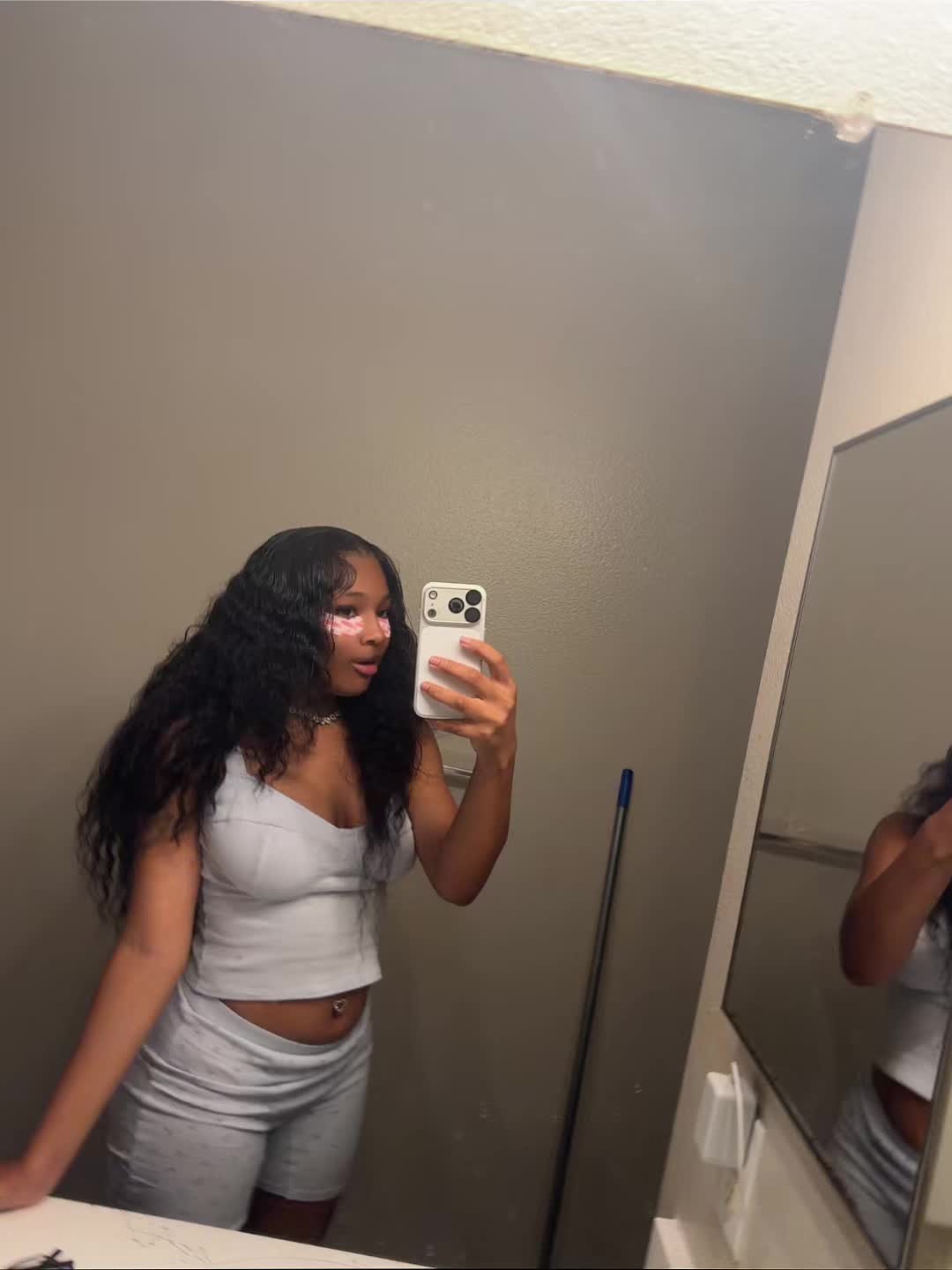 @unicornsparkle831