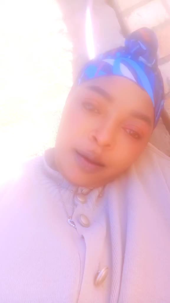 @naomi kaningu