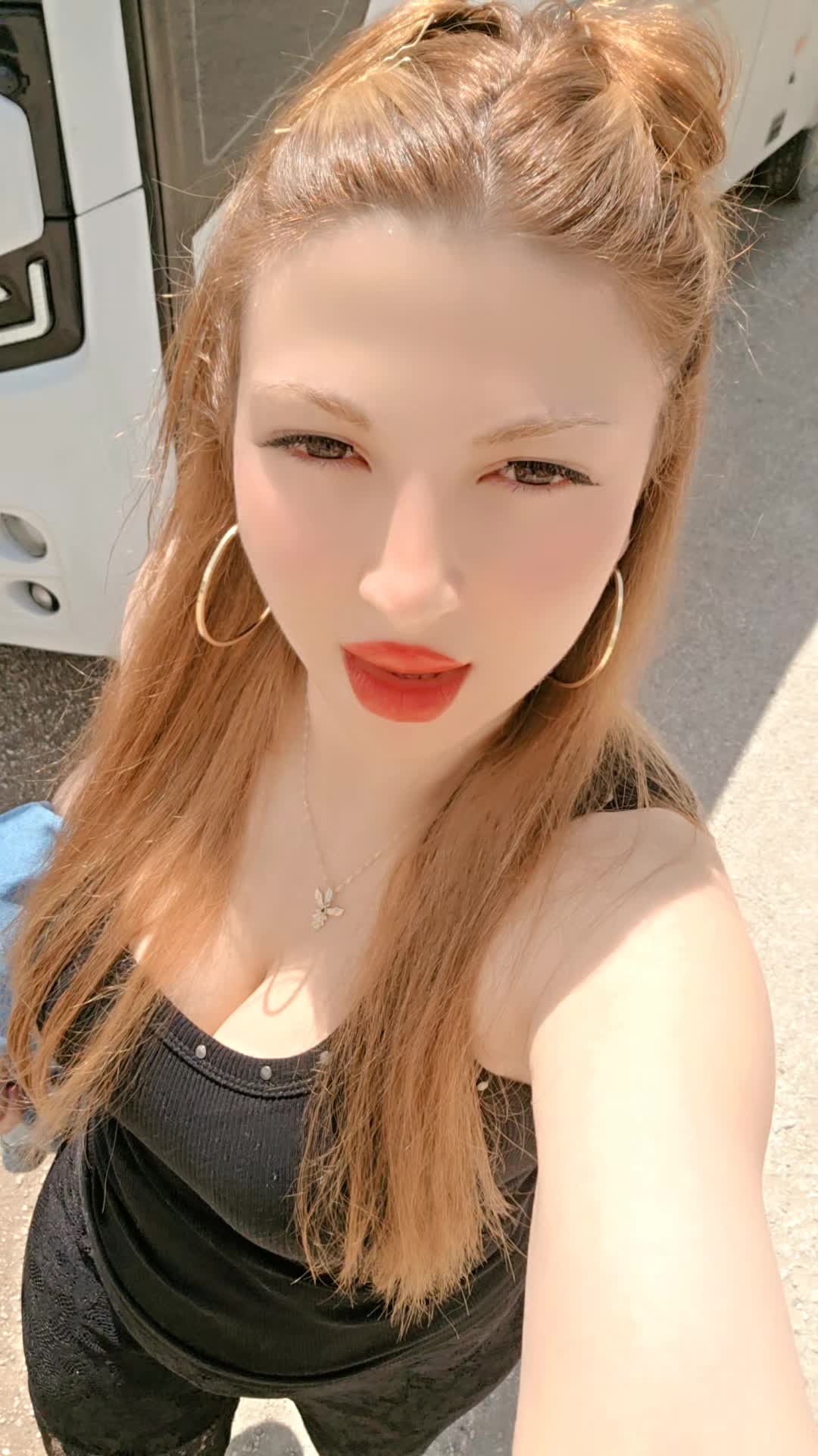 @GECENİN KRALİ&Ccedil;ESİ 👊🏻💋💄😉