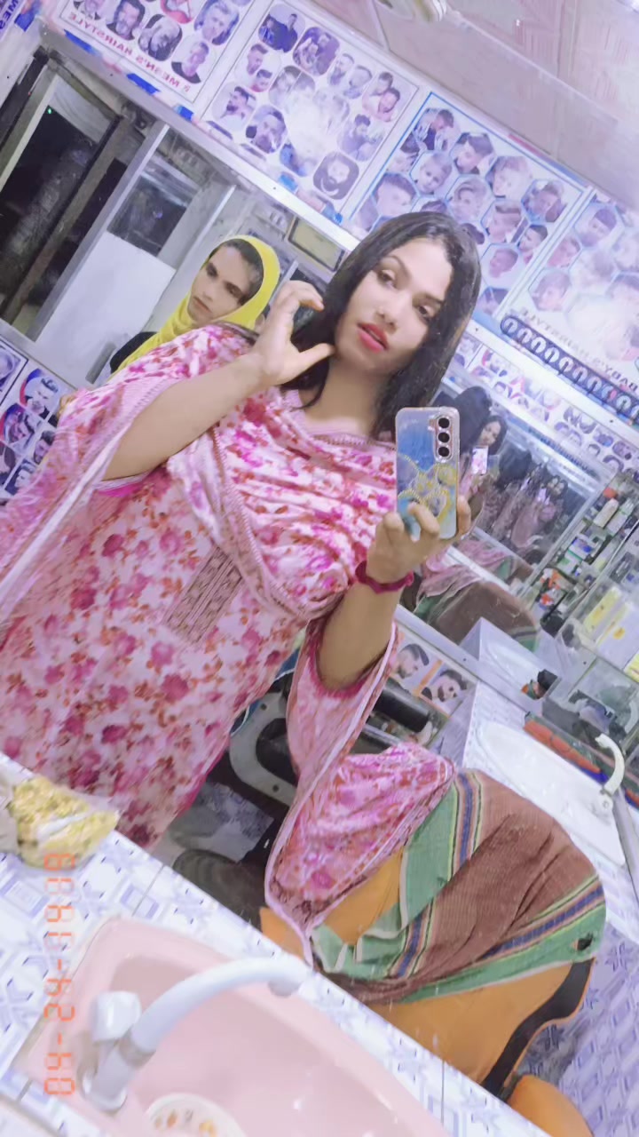 @🥰Queen Mahi 🥰
