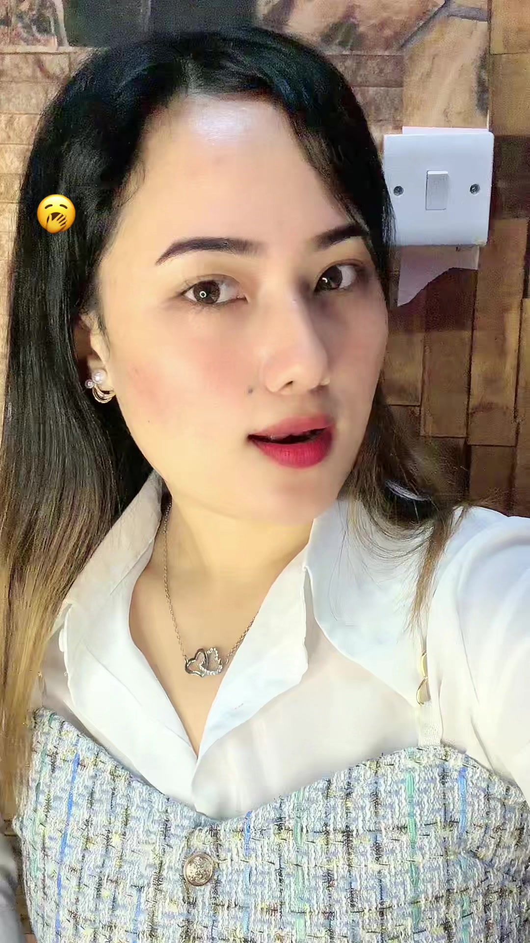 @I,m single girl princess👑🤟🏻