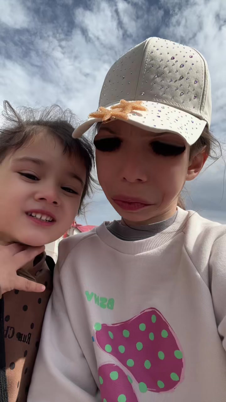 @Roza Aslanyan