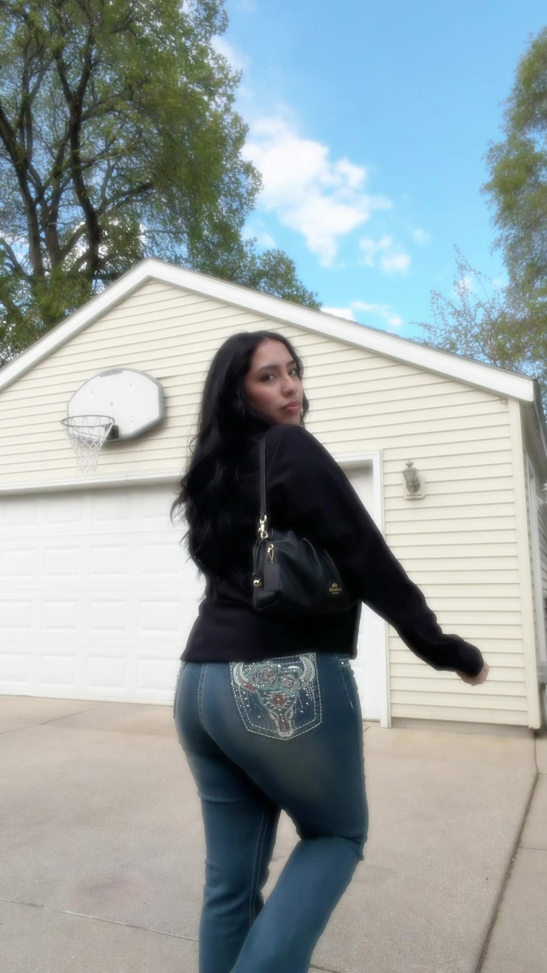 @𝓬𝓻𝓲𝓼𝓽𝓪𝓵