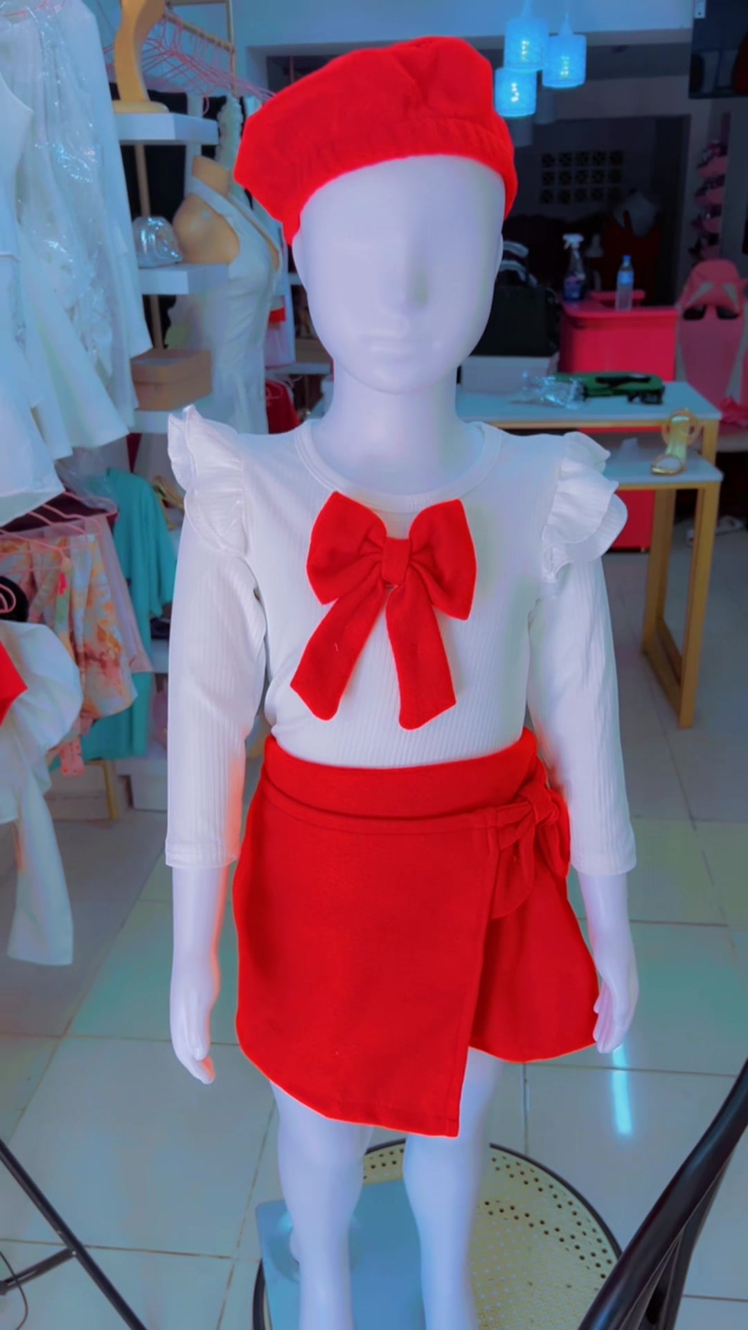 @Mama Beauty-store and salon