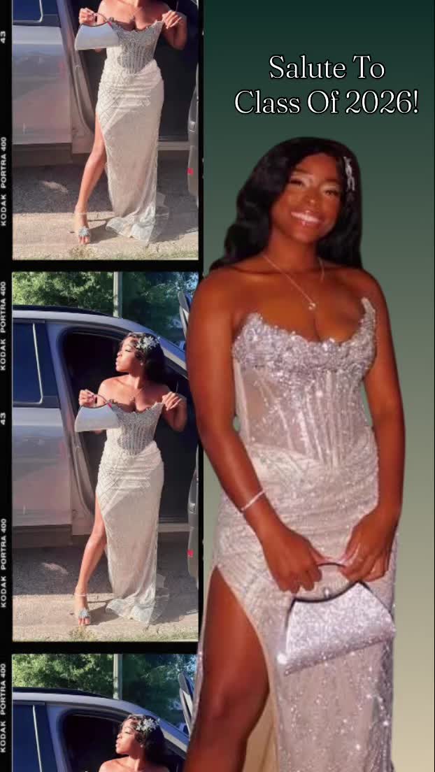 @LadyStrutGowns