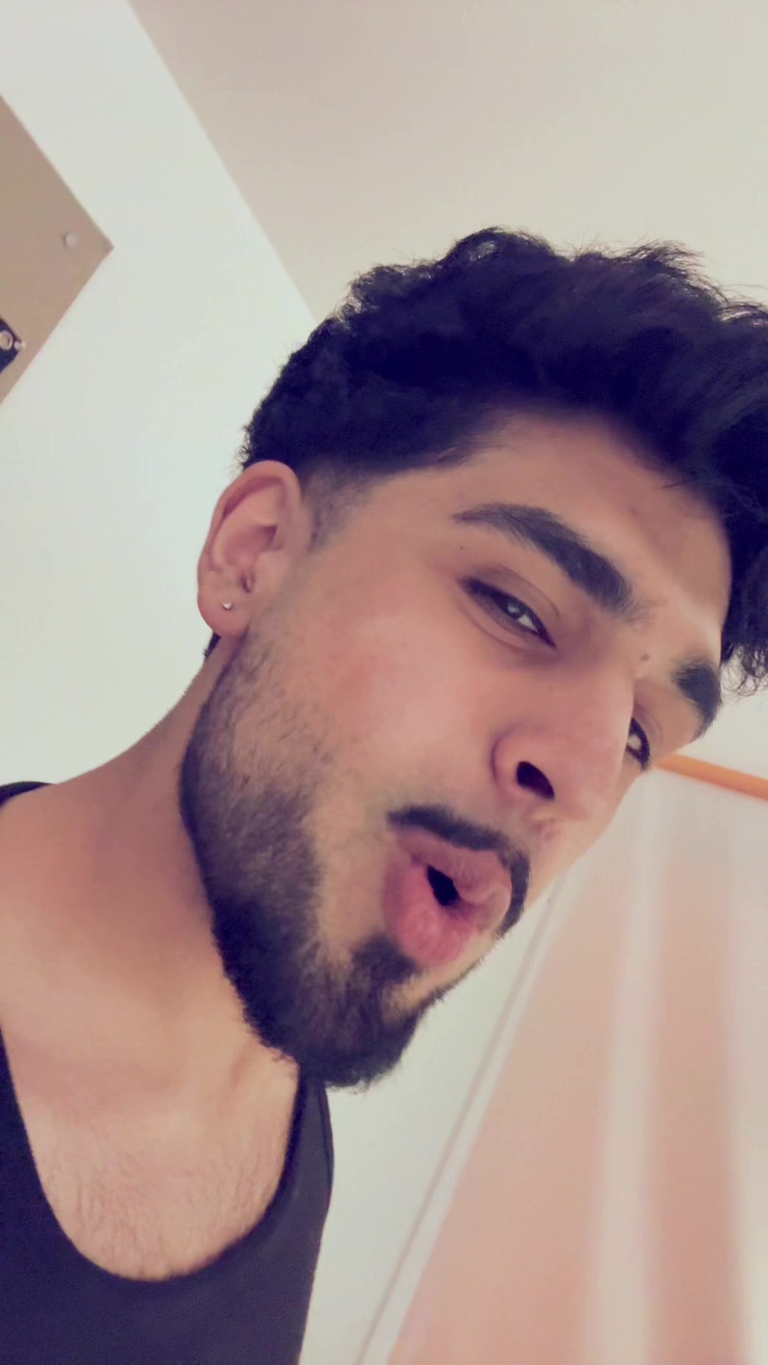 @moiz