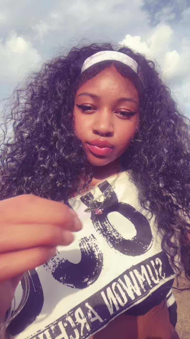 @Mon&eacute;🧘🏾&zwj;♀️💕