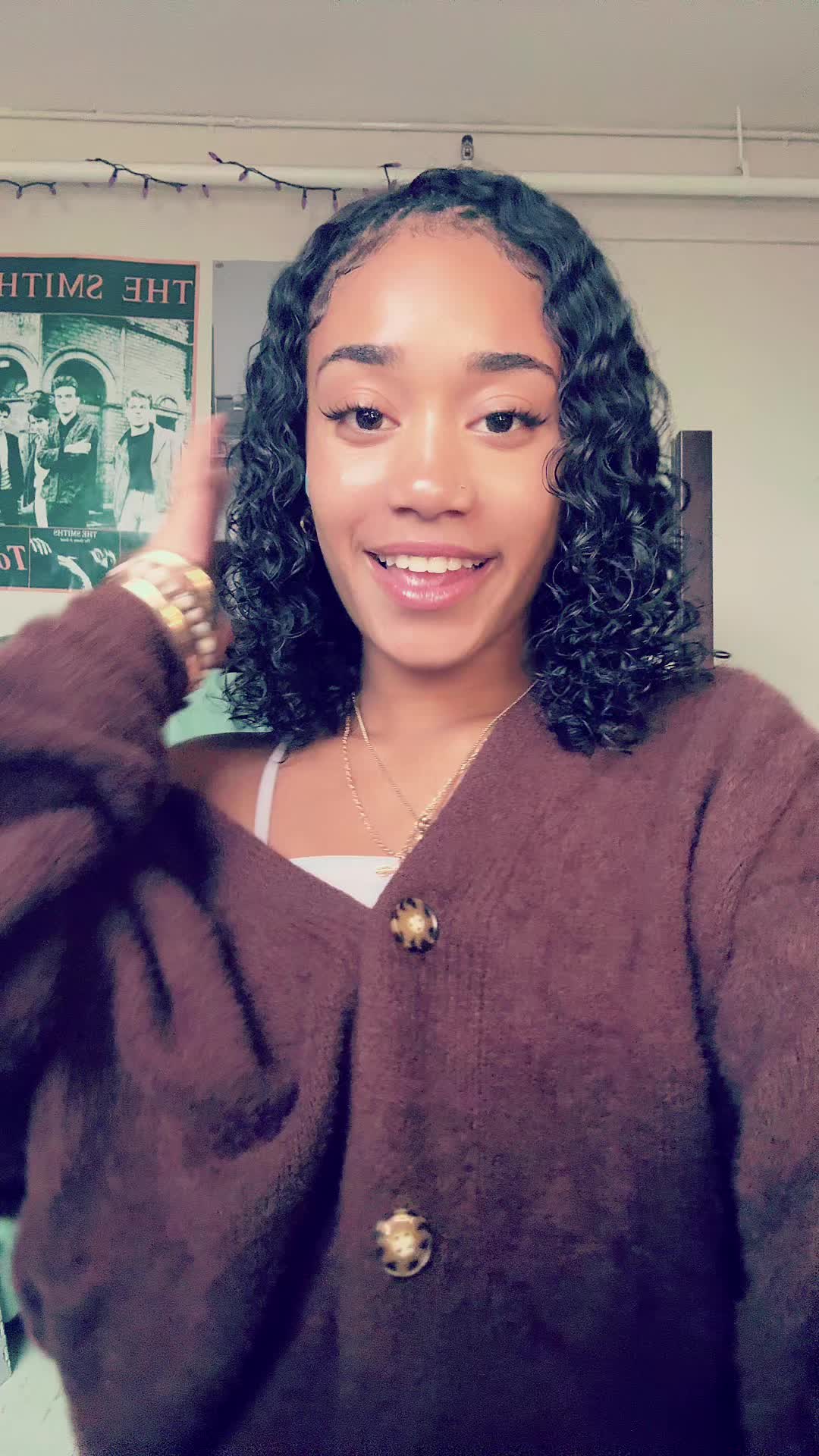 @Mani👅