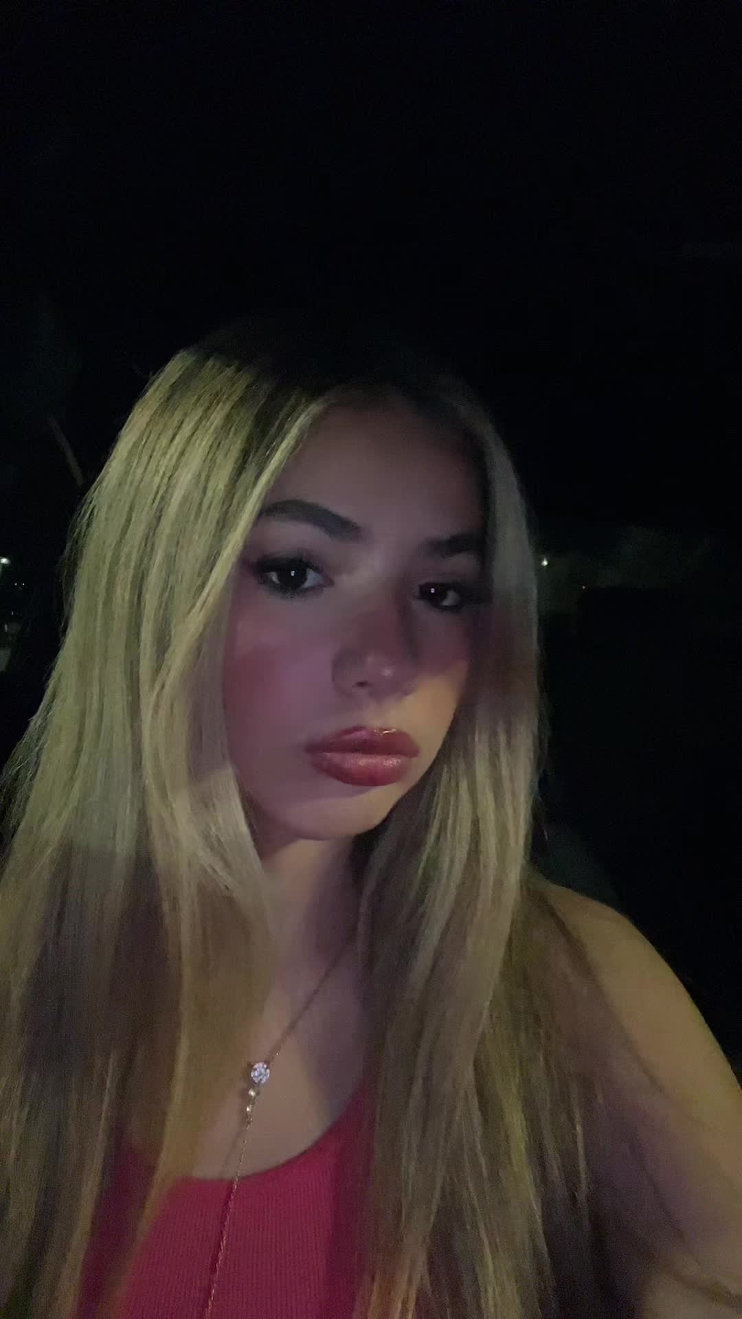 @Lala Lupcy