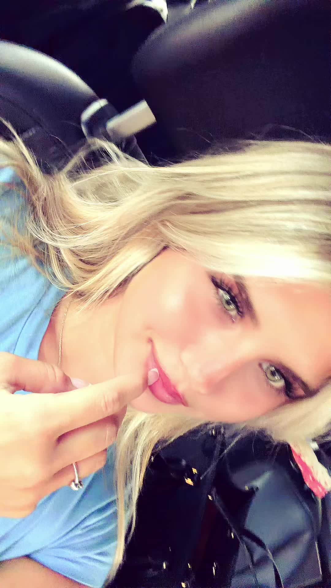 @kamila 💋💋