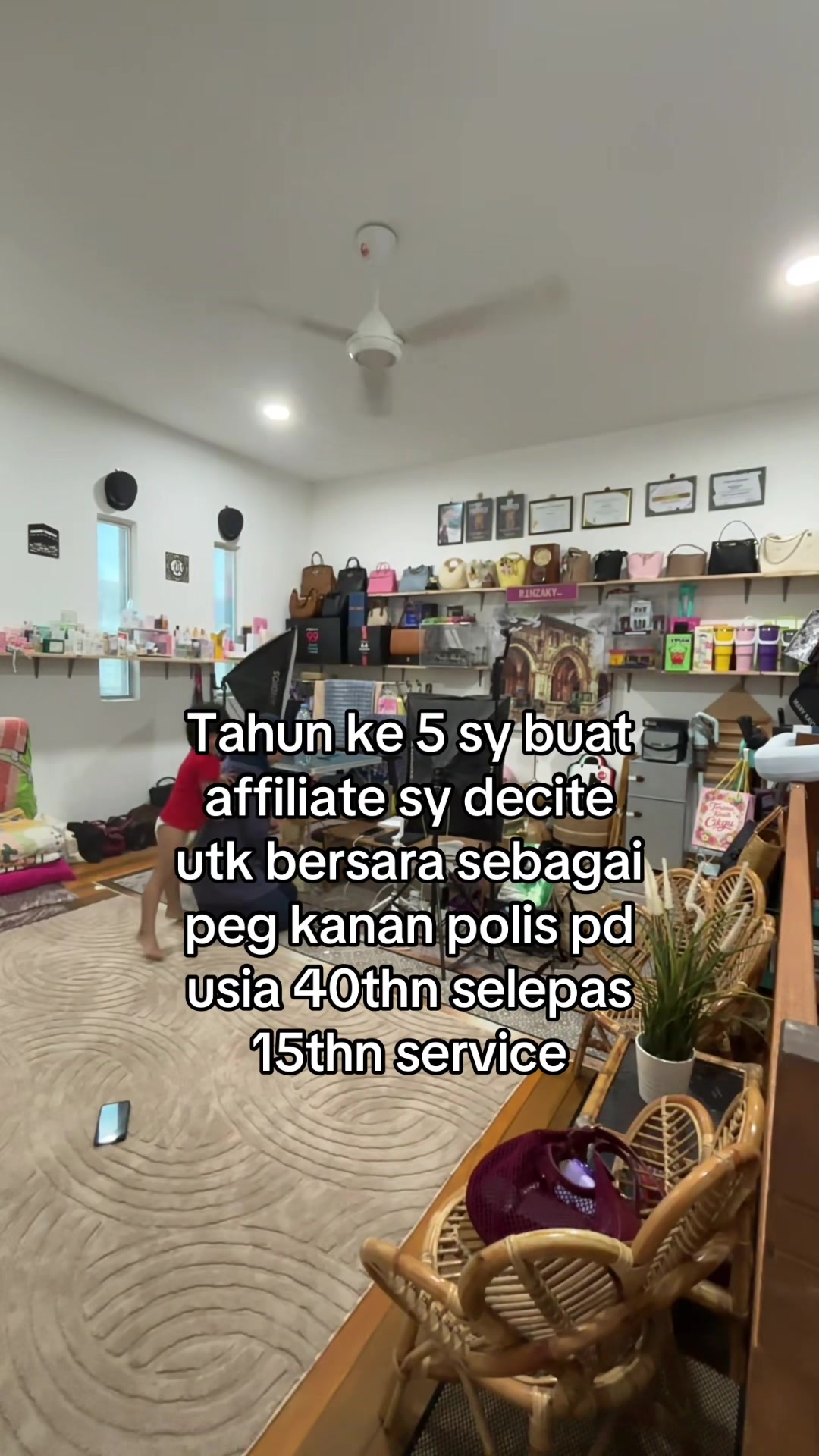 @rinzaky |Your Fav Salesgirl💋