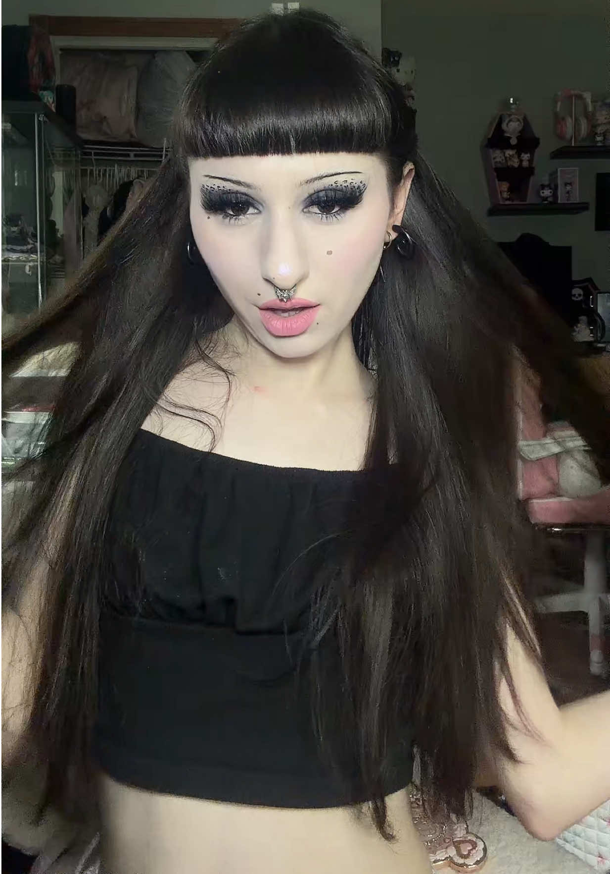 @doll 👸🏻🎀🐈&zwj;⬛💗💒🕸️🗡️