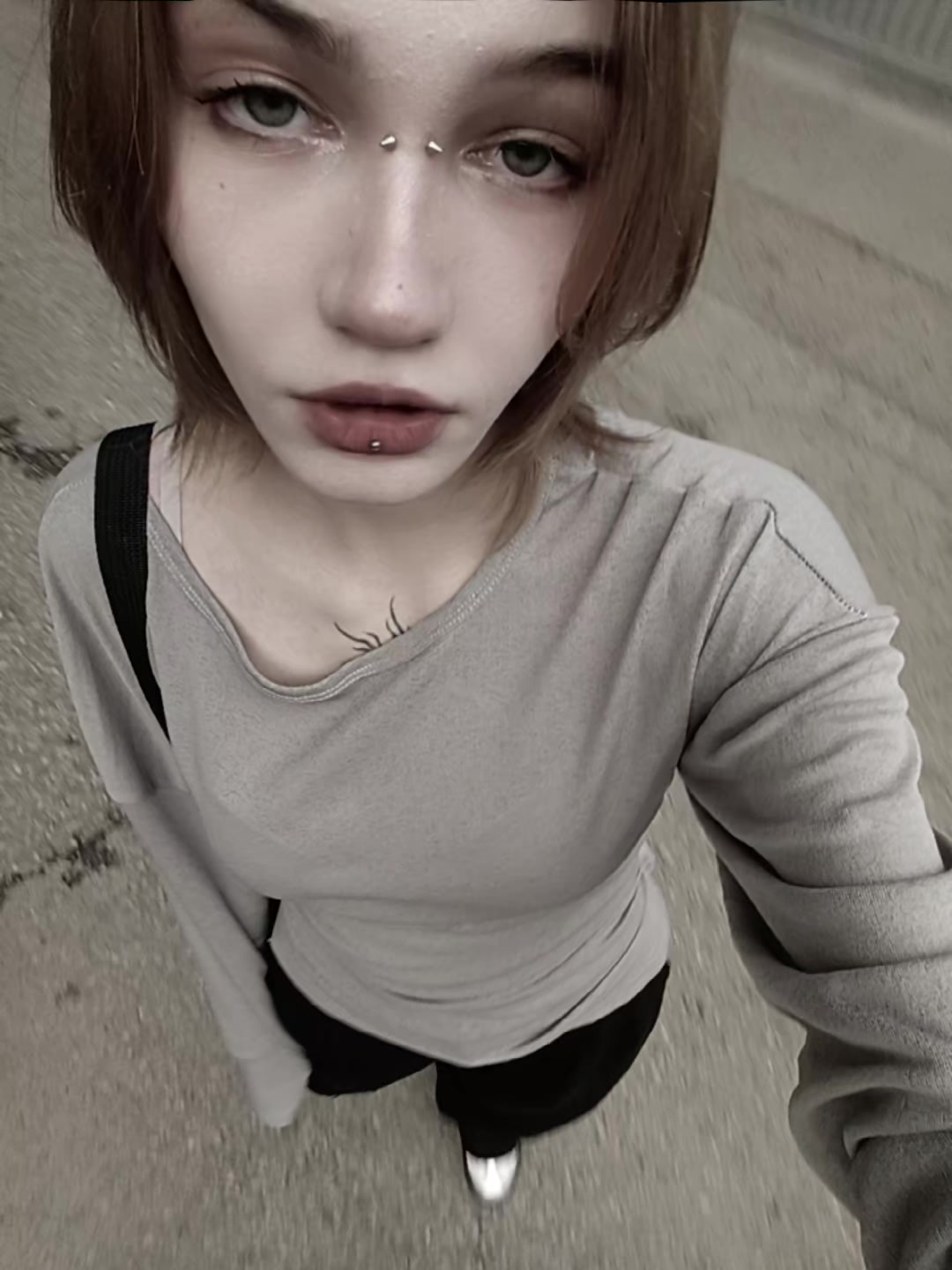 @awwwelie