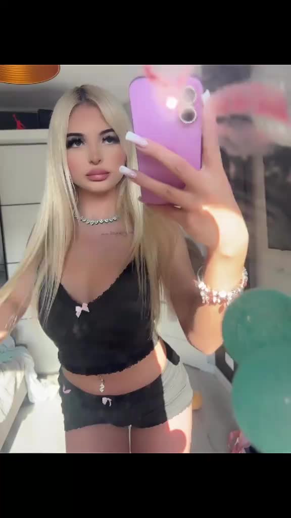@𝓵𝓮𝓷𝓴𝓪💋