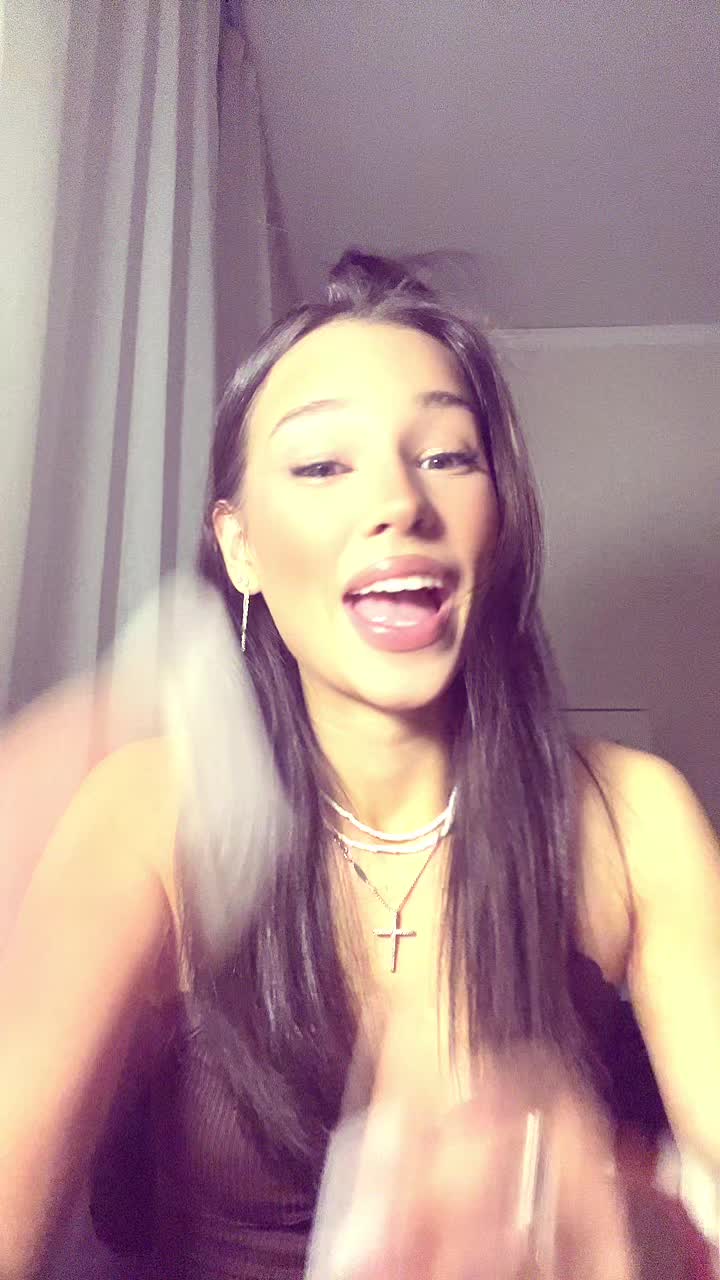 @violaa