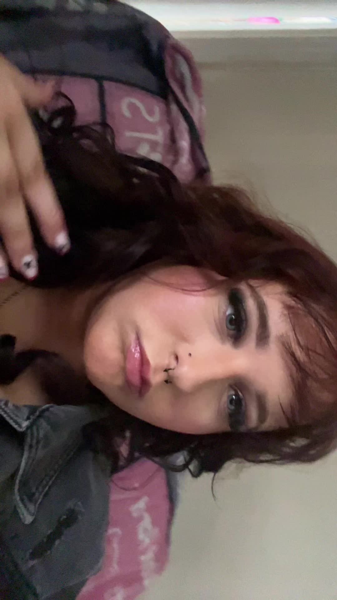 @ur.fav.emo01