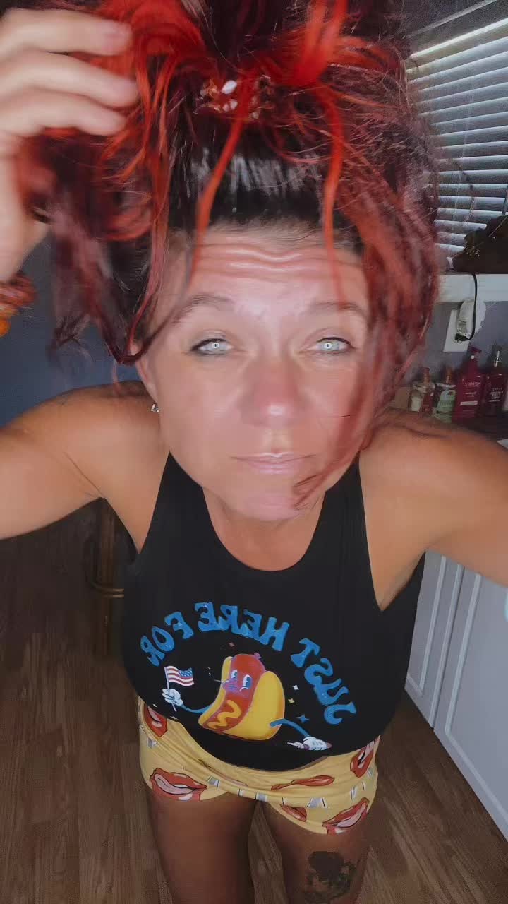 @RedneckBaddie
