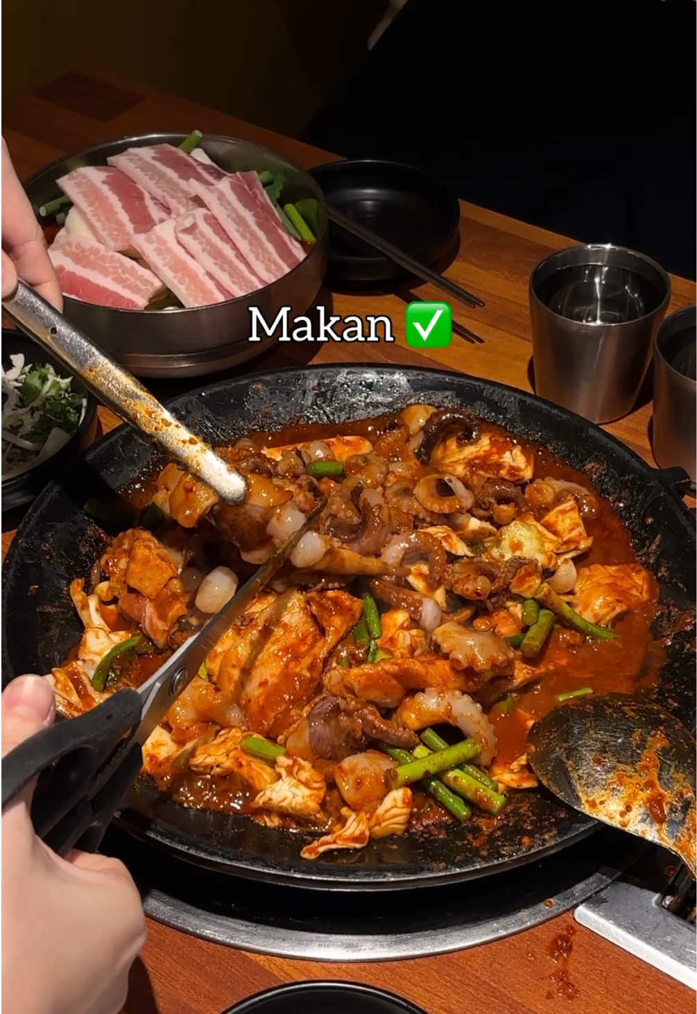 @DEPE sama MERRY 🐷🍔🍟🍕🍣🍦