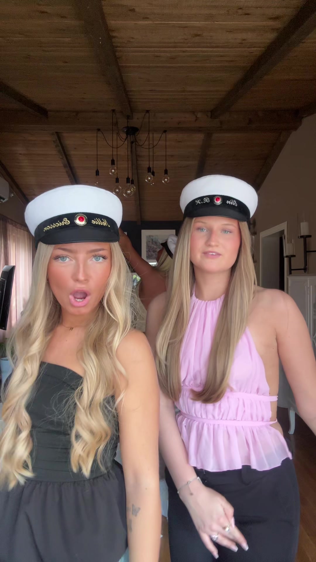 @Nellieee